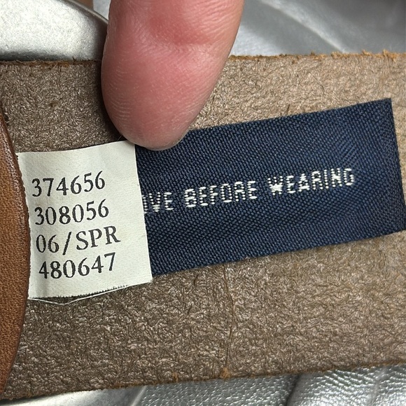 (H) Banana Republic Tan Silver Studded Leather Belt, Size S - Picture 7 of 13